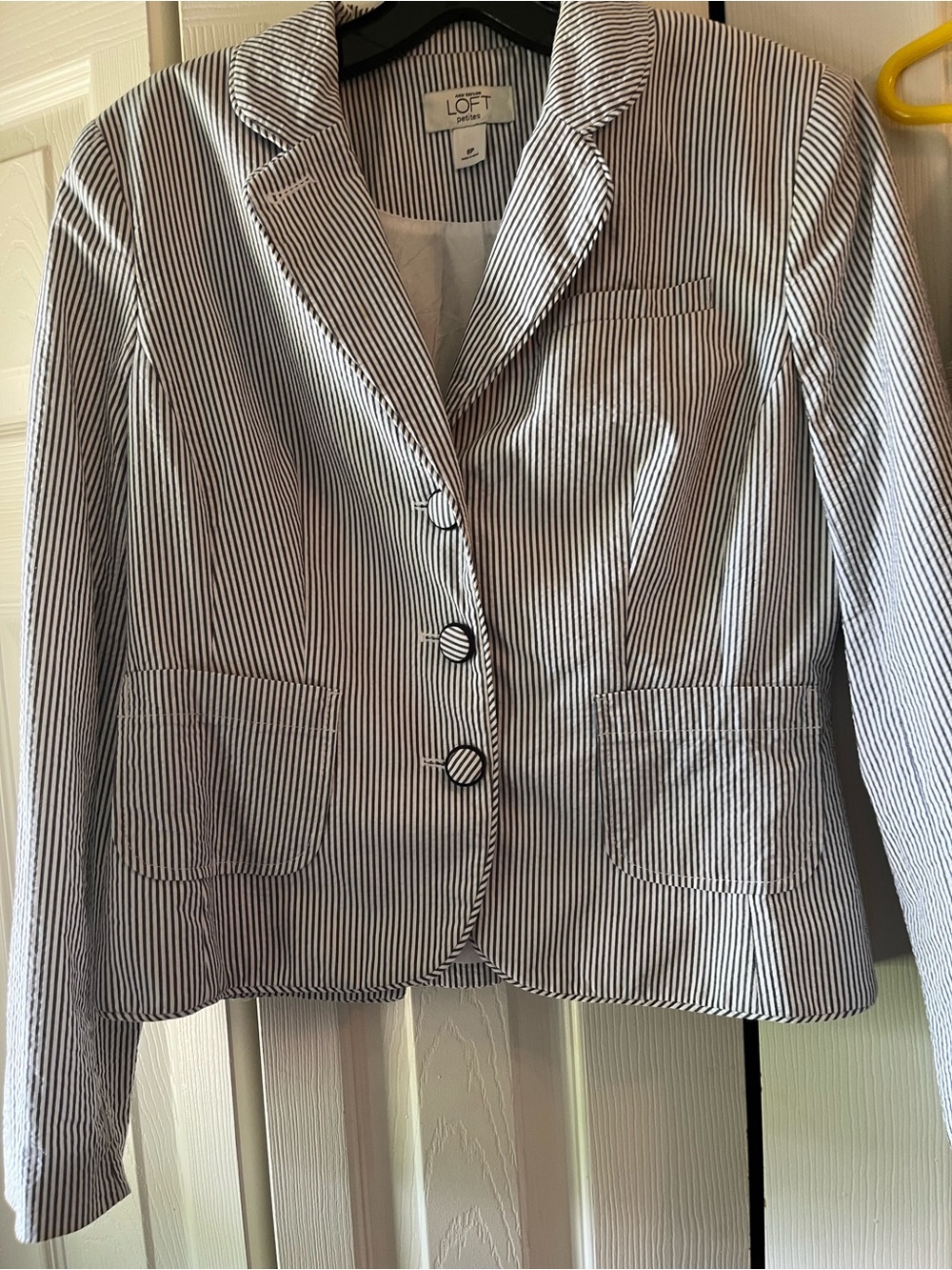 LOFT Seersucker Gray and White Striped Tailored Blazer